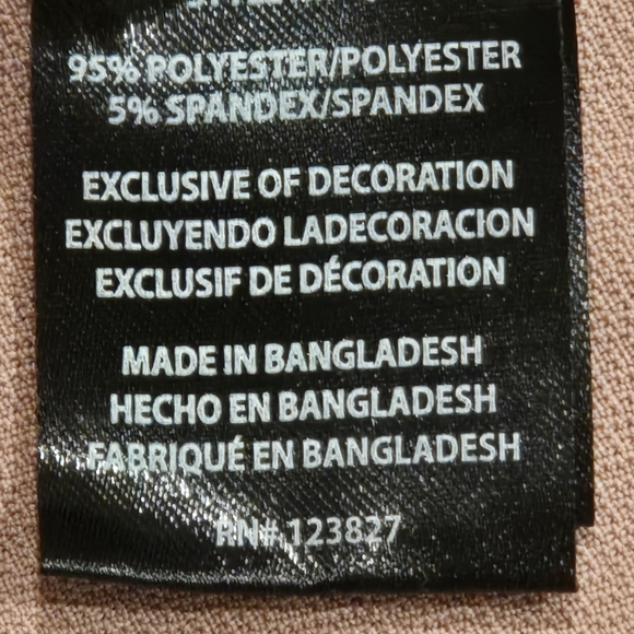 NWT Larry Levine Pink Button-Down Top - Picture 7 of 7